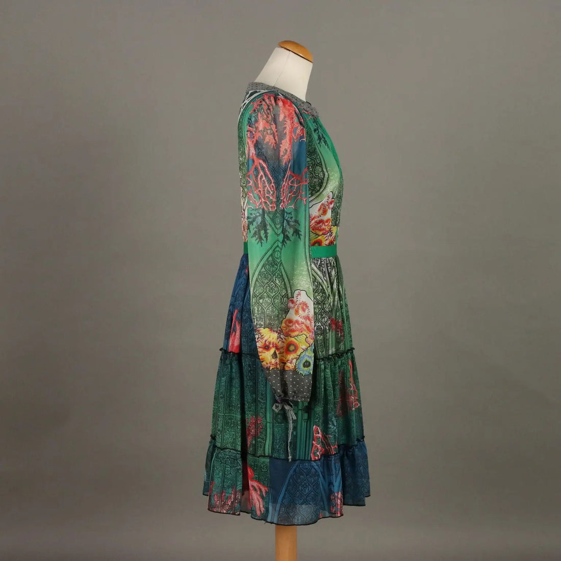 Piccione.Piccione Green Dress Fabric UK Size 12 Italy Second Hand - UK Size 12 | Clothing & House Linens | Second hand
