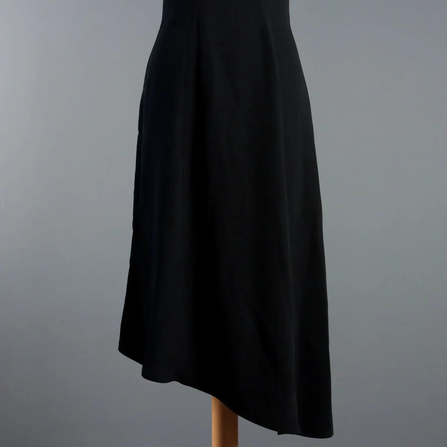 Mugler Midi Dress Woman Paillettes UK Size 10/12 Second Hand - UK Size 10/12 | Clothing & House Linens | Second hand