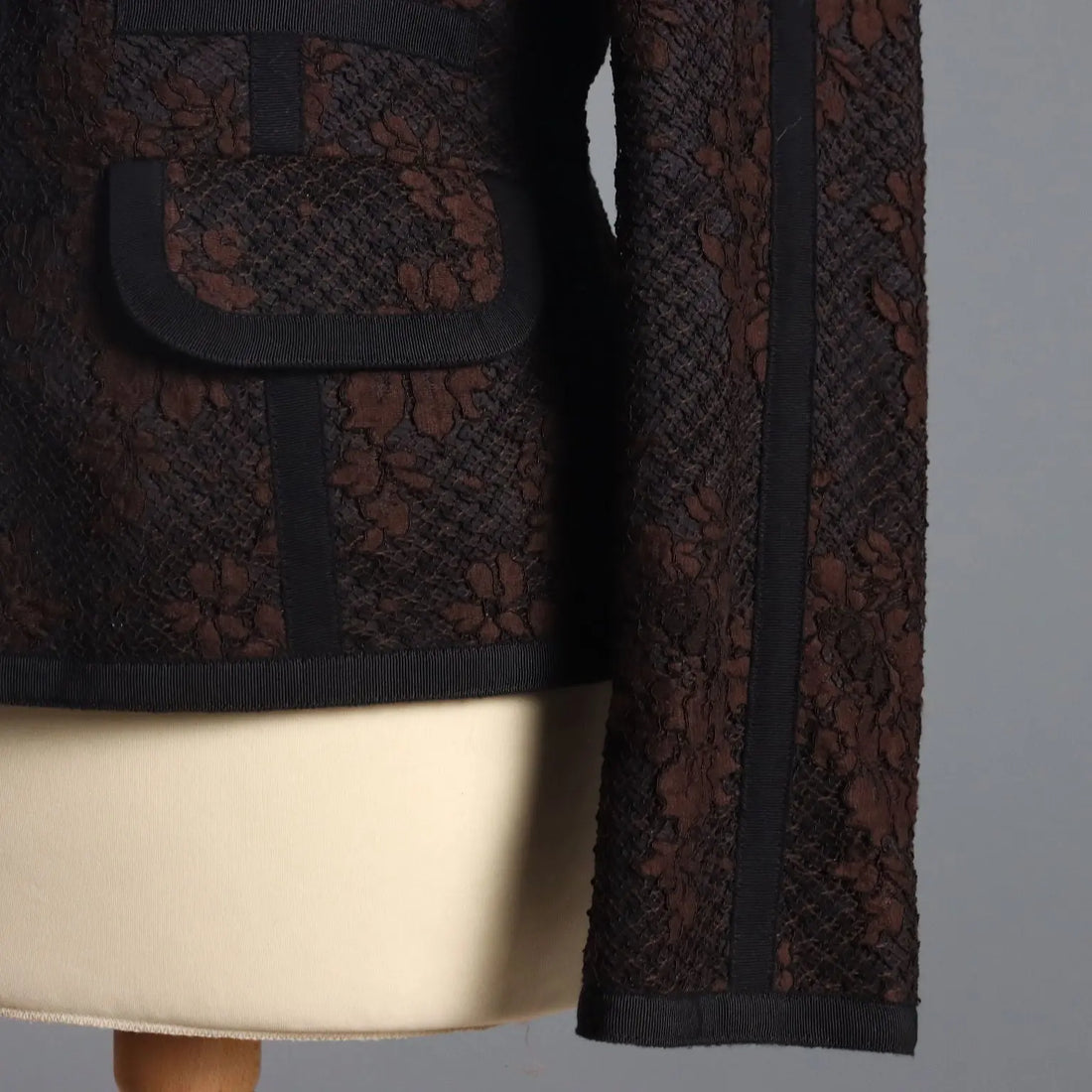 Escada Lace Jacket Flowers UK Size 12 Second Hand Germany - UK Size 12 | Clothing & House Linens | Second hand