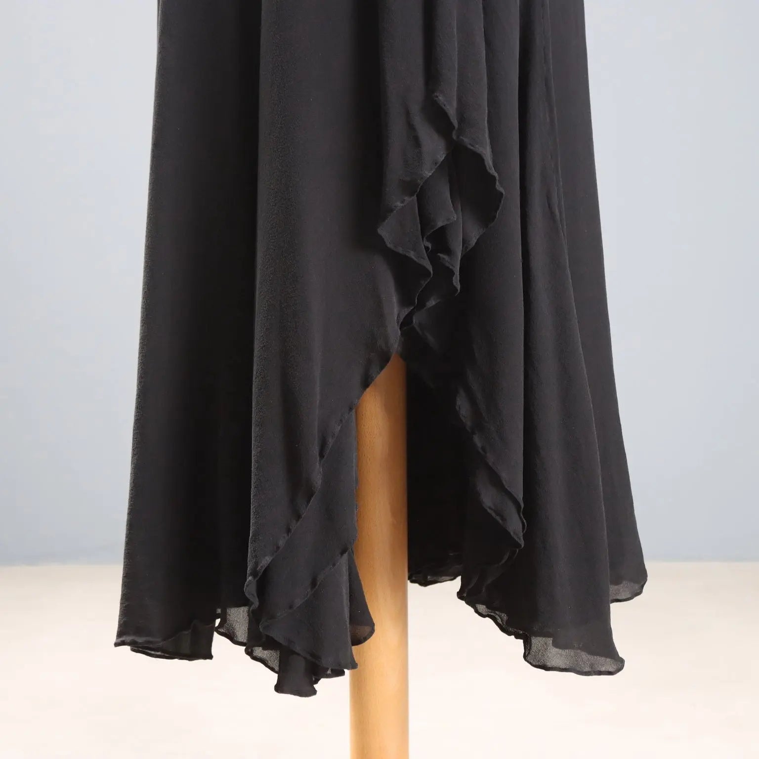 Escada Long Silk Skirt UK Size 12/14 Second Hand Germany