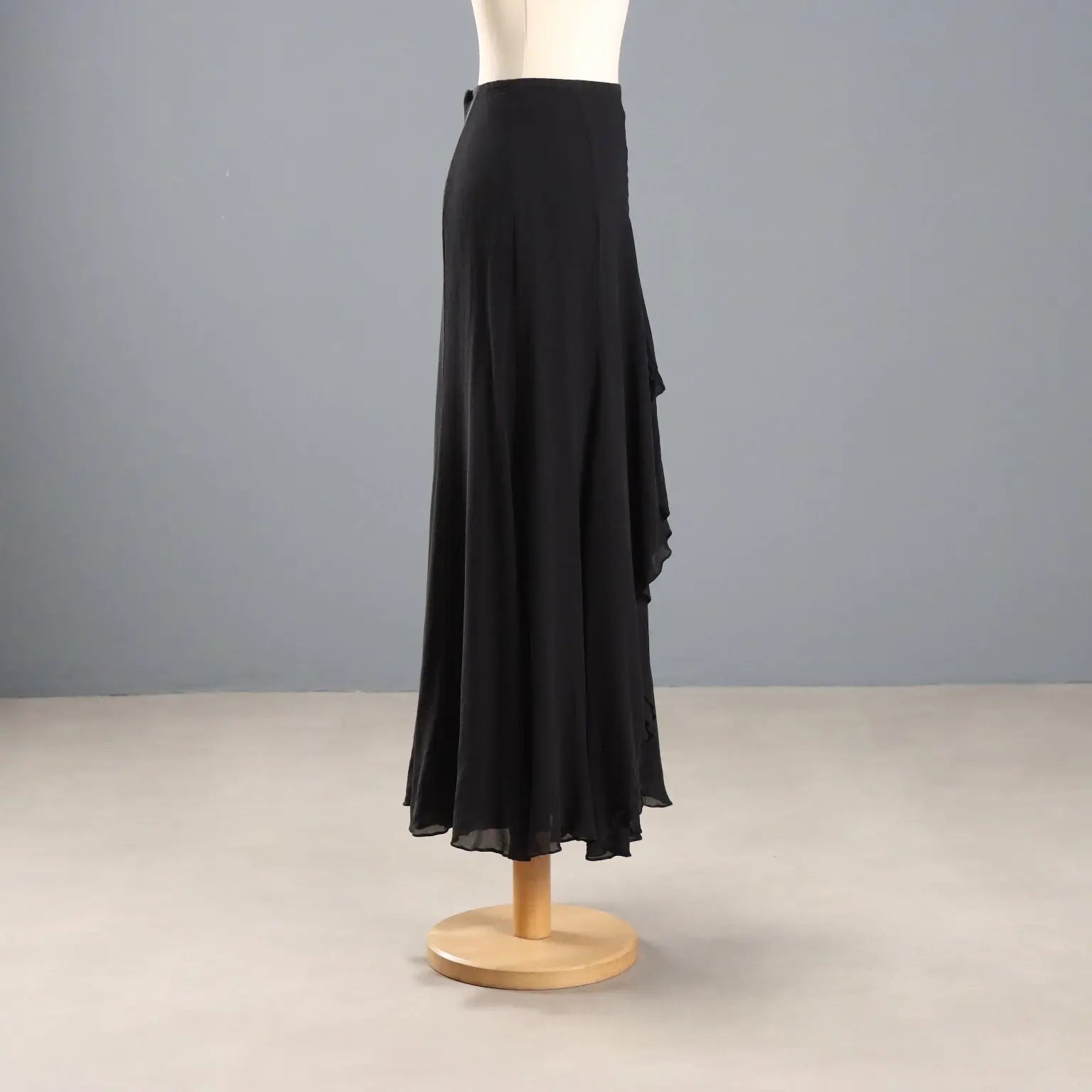 Escada Long Silk Skirt UK Size 12/14 Second Hand Germany