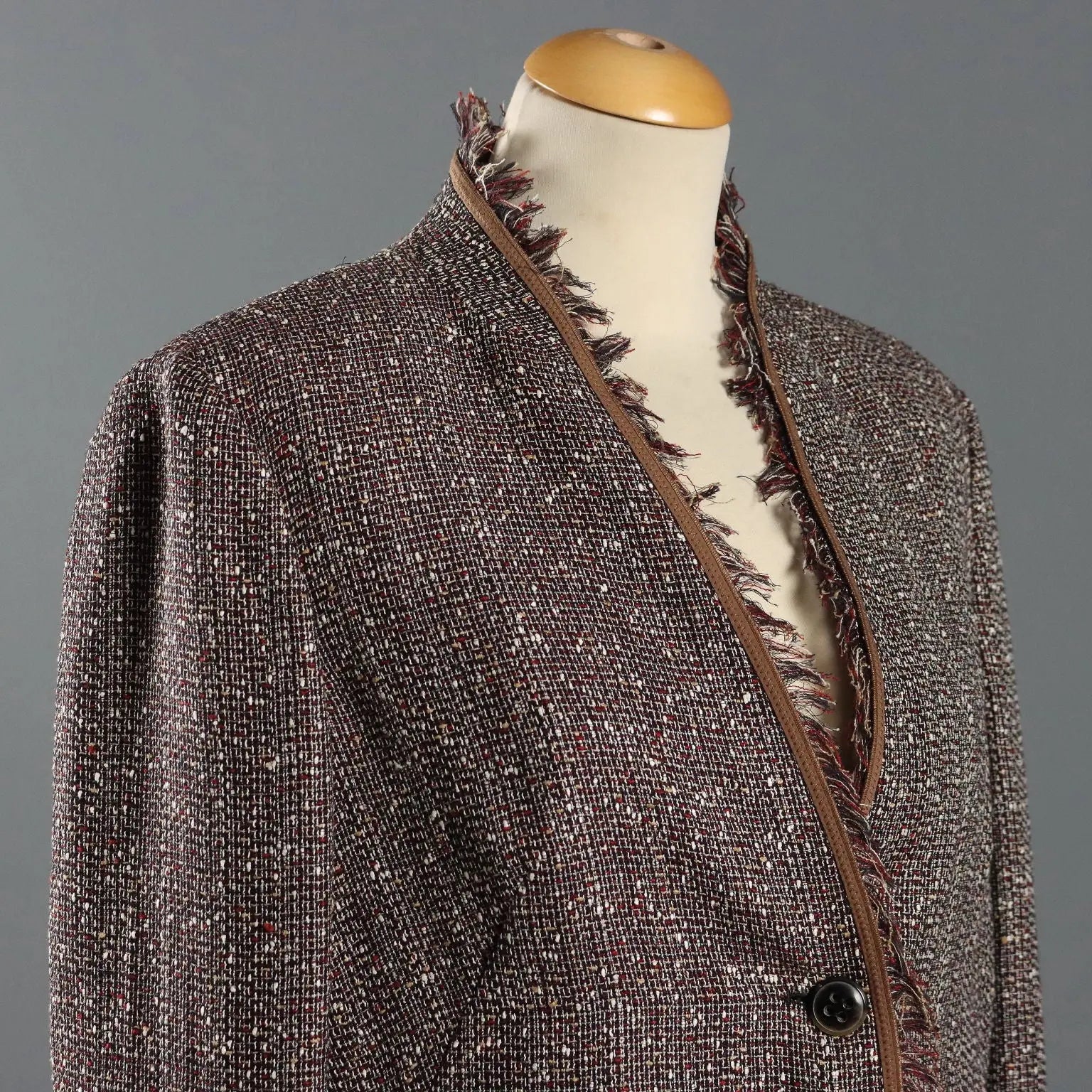Escada Linen Blend Tweed Jacket UK Size 12/14 Germany Second Hand - UK Size 12/14 | Clothing & House Linens | Second hand