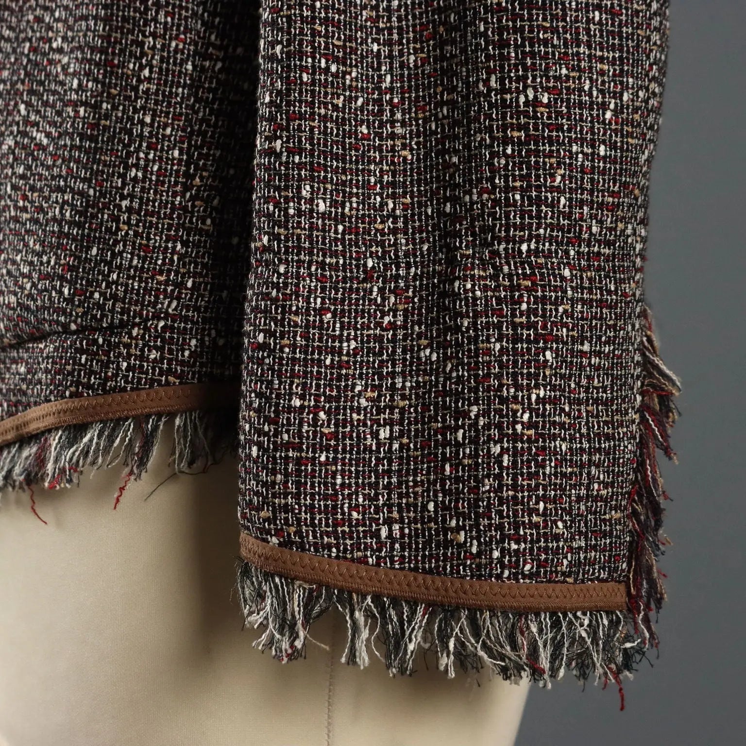 Escada Linen Blend Tweed Jacket UK Size 12/14 Germany Second Hand - UK Size 12/14 | Clothing & House Linens | Second hand