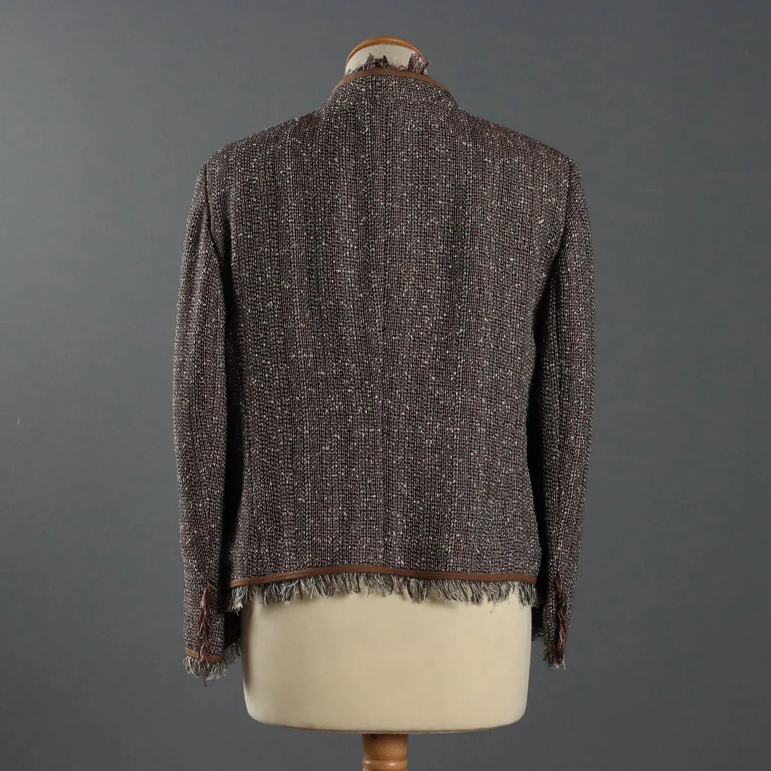 Escada Linen Blend Tweed Jacket UK Size 12/14 Germany Second Hand - UK Size 12/14 | Clothing & House Linens | Second hand