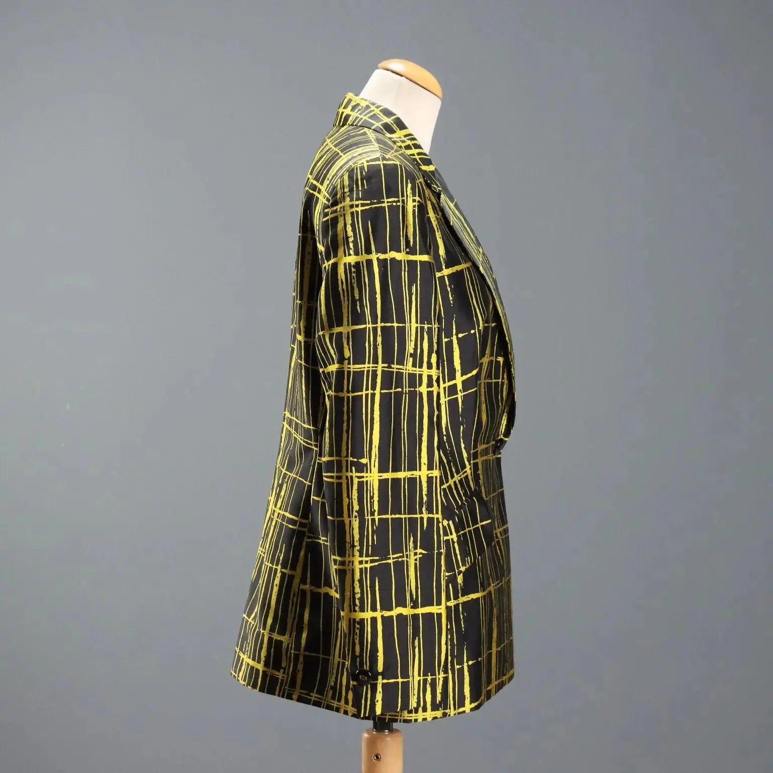 Escada Blazer Abstract Print Polyammide Sik UK Size 12/14 Second Hand - UK Size 12/14 | Clothing & House Linens | Second hand