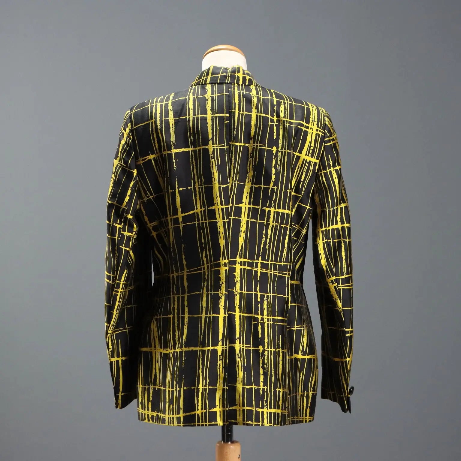 Escada Blazer Abstract Print Polyammide Sik UK Size 12/14 Second Hand - UK Size 12/14 | Clothing & House Linens | Second hand