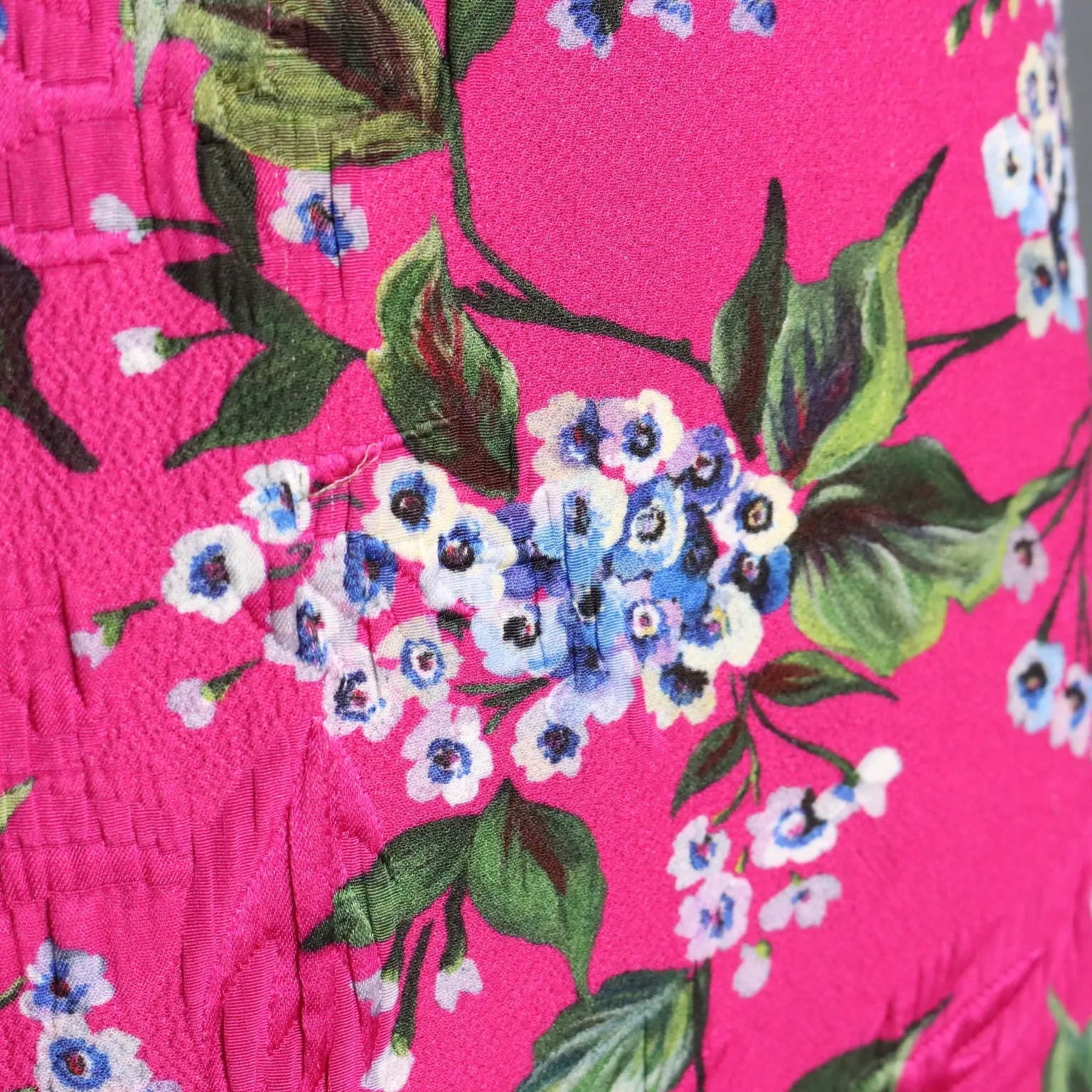 Escada Floral Dress Brocade Fabric Flower Pattern UK Size 12/14 - UK Size 12/14 | Clothing & House Linens | Second hand