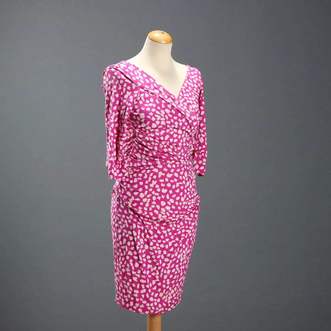Diane Von Furstenberg Dress Jersey Silk UK Size 10 Pre-Loved