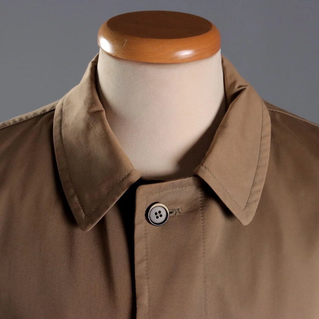 Corneliani Trench Man Second Hand Cotton Wool UK Size 40 Italy - UK Size 40 | Clothing & House Linens | Second hand
