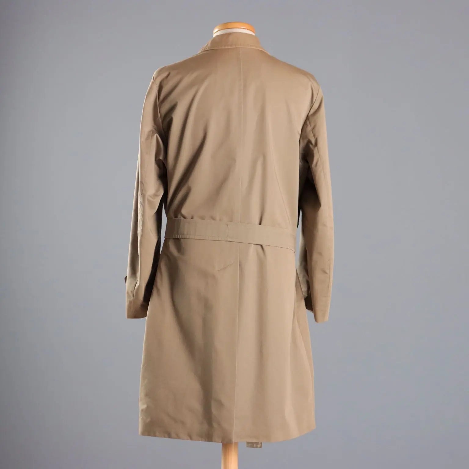 Corneliani Trench Man Second Hand Cotton Wool UK Size 40 Italy - UK Size 40 | Clothing & House Linens | Second hand