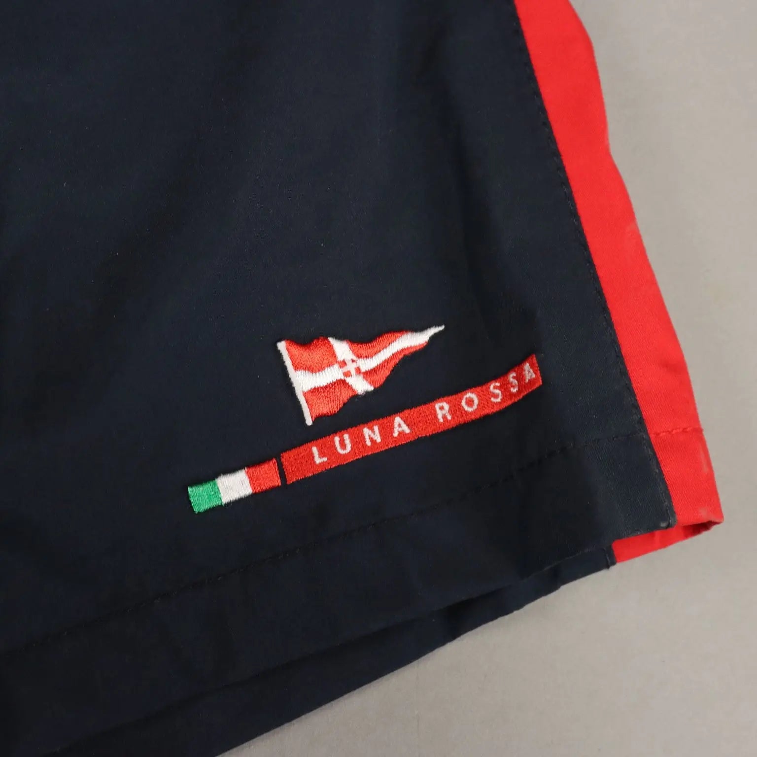 Prada Luna Rossa Bermuda Shorts Polyester UK/US Size 36 Second Hand - UK/US Size 36 | Clothing & House Linens | Second hand