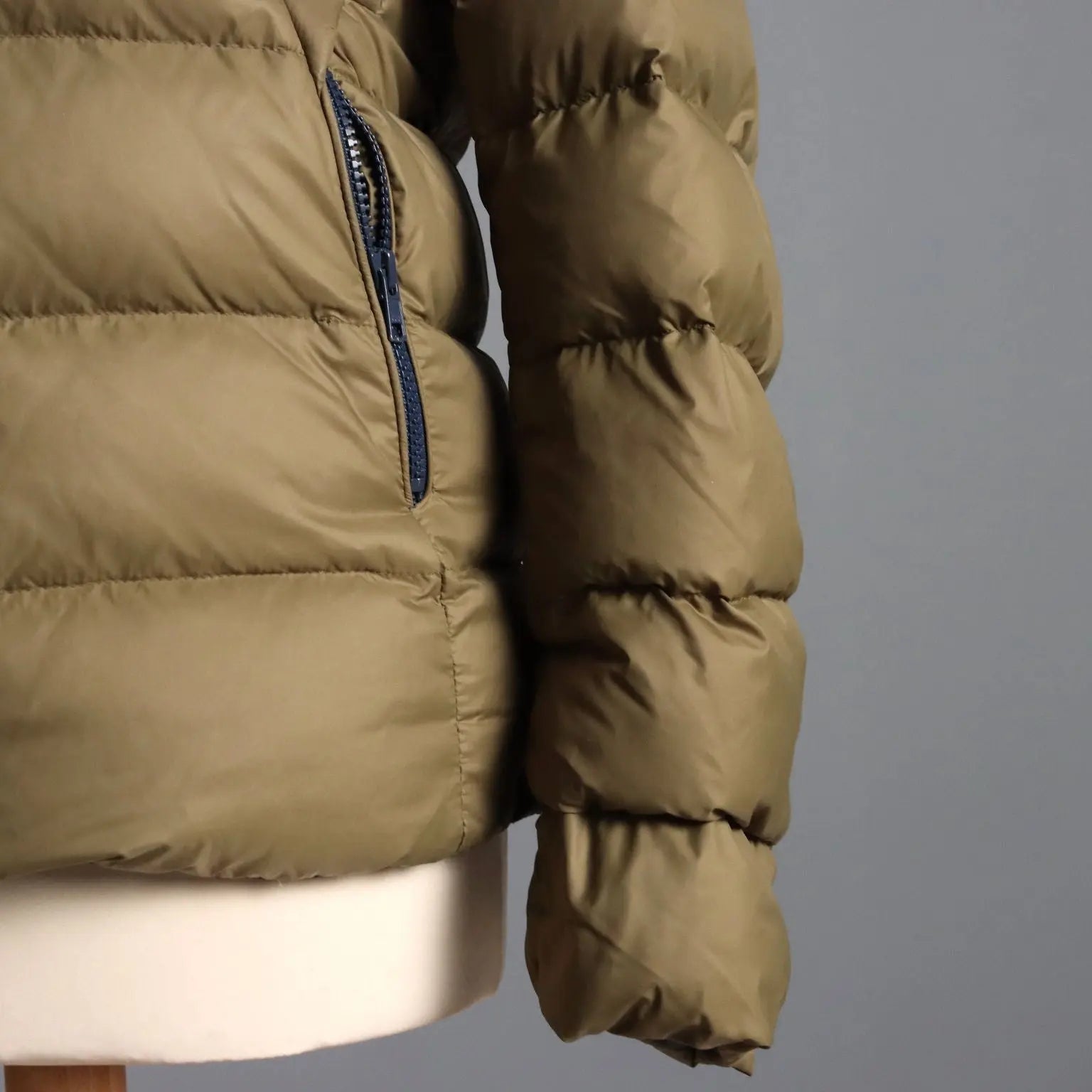 Blauer Men's Down Jacket Poliammide UK Size 36 Second Hand - UK Size 36 | Clothing & House Linens | Second hand