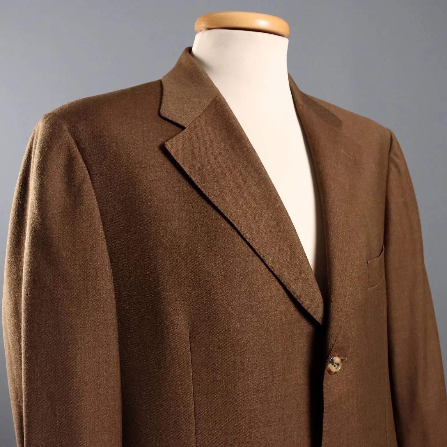 Aquascutum Men's Blazer Wool UK Size 38/40 Second Hand - UK Size 38/40 | Clothing & House Linens | Second hand