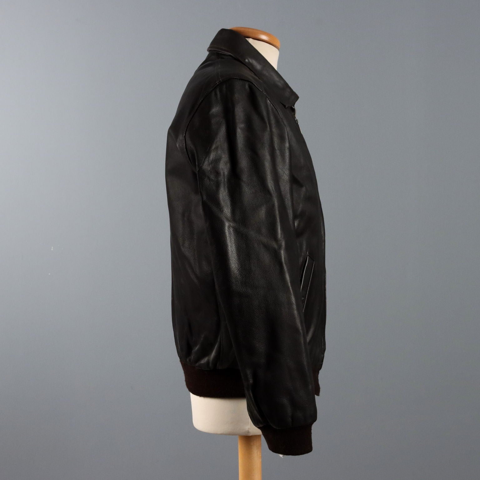 Chevignon Men's Jacket Leather Poliammide UK Size 38 Second Hand - UK Size 38 | Clothing & House Linens | Second hand