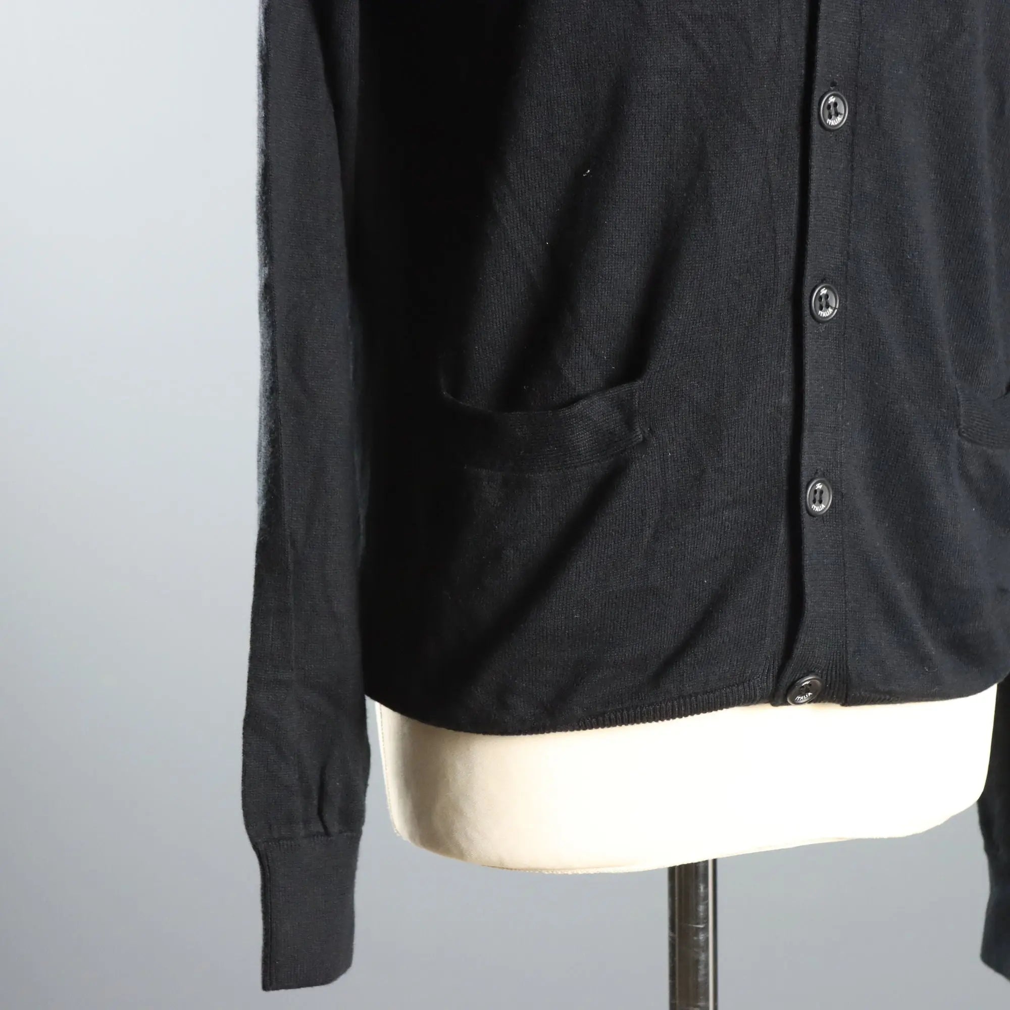 Fay Men's Black Cashmere Blend Cardigan UK Size 40 Second Hand