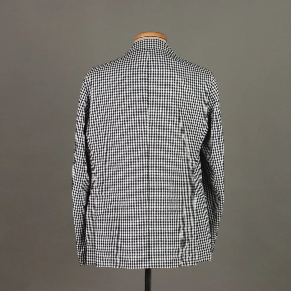 Gi Capri Men's Blazer Wool UK Size 44 Italy Second Hand - UK Size 44 | Clothing & House Linens | Second hand