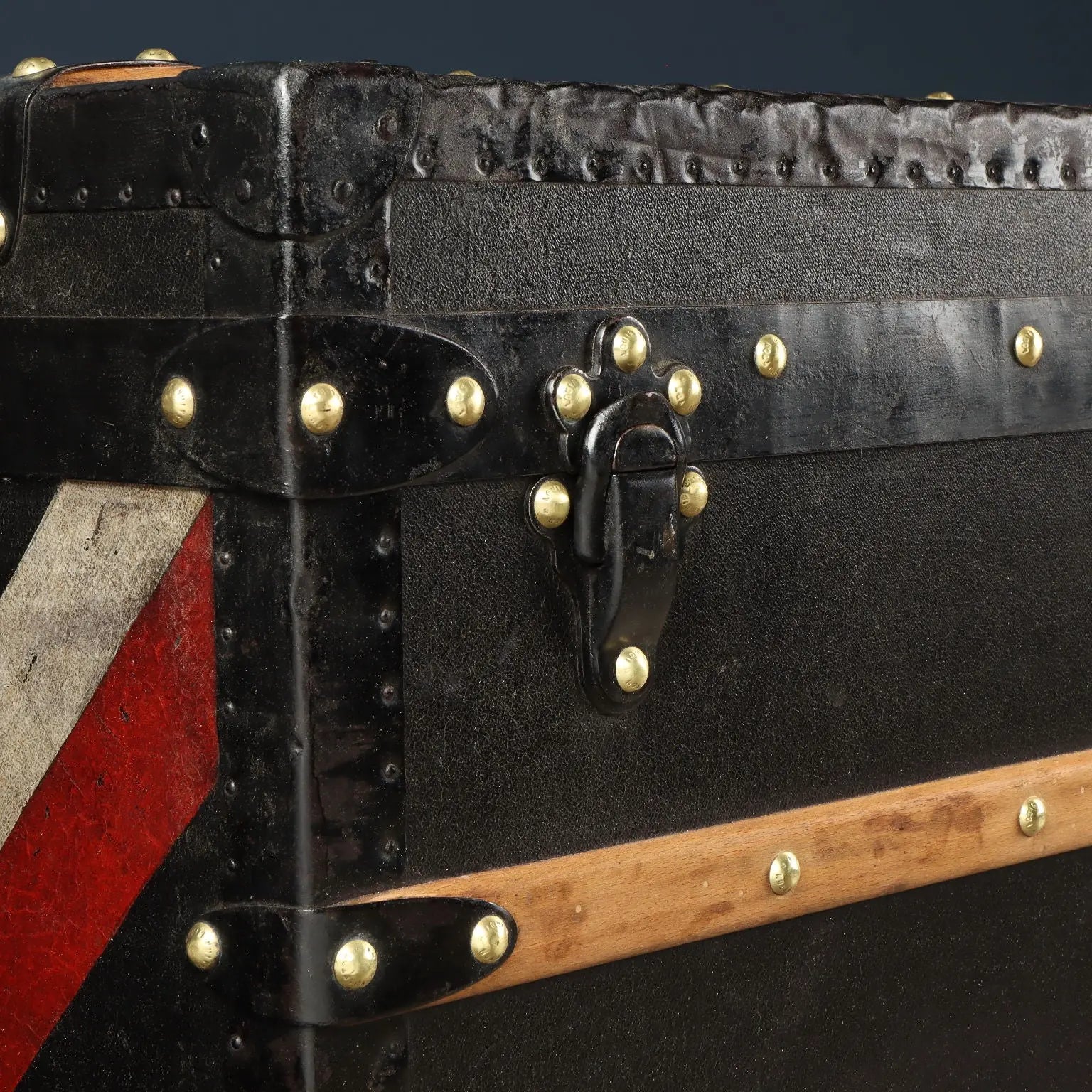 Louis Vuitton Lady's High Trunk Paris 1890-1910 ca. 