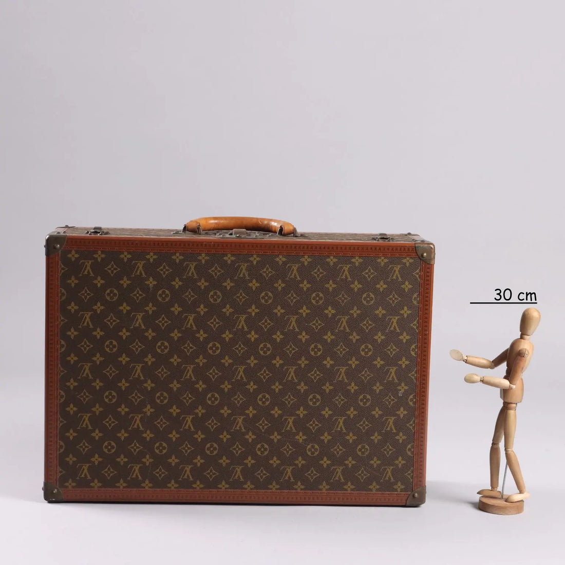 Vintage 1970s Louis Vuitton Suitcase Bisten 60 Monogram Canvas - Paris, 1970s | Clothing & House Linens | Vintage