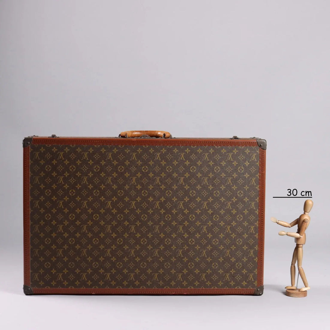 Vintage 1970s Suitcase Louis Vuitton Alzer 80 Monogram Canvas France - Paris, 1970s | Clothing & House Linens | Vintage