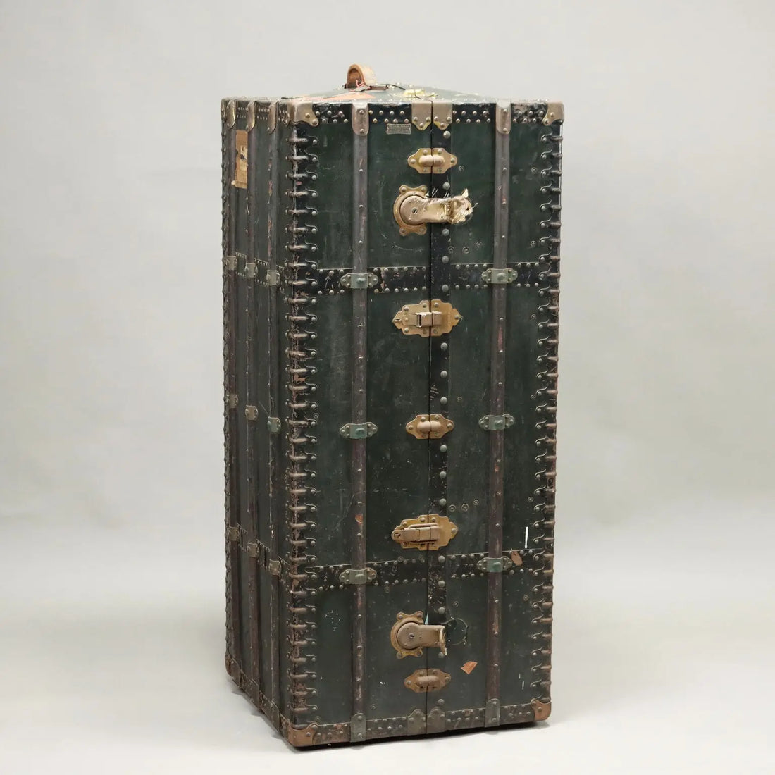 Vintage Travel Trunk Valigeria Inzaghi Leatherette Italy XX Century - Equipped Wardrobe | Clothing & House Linens | Vintage