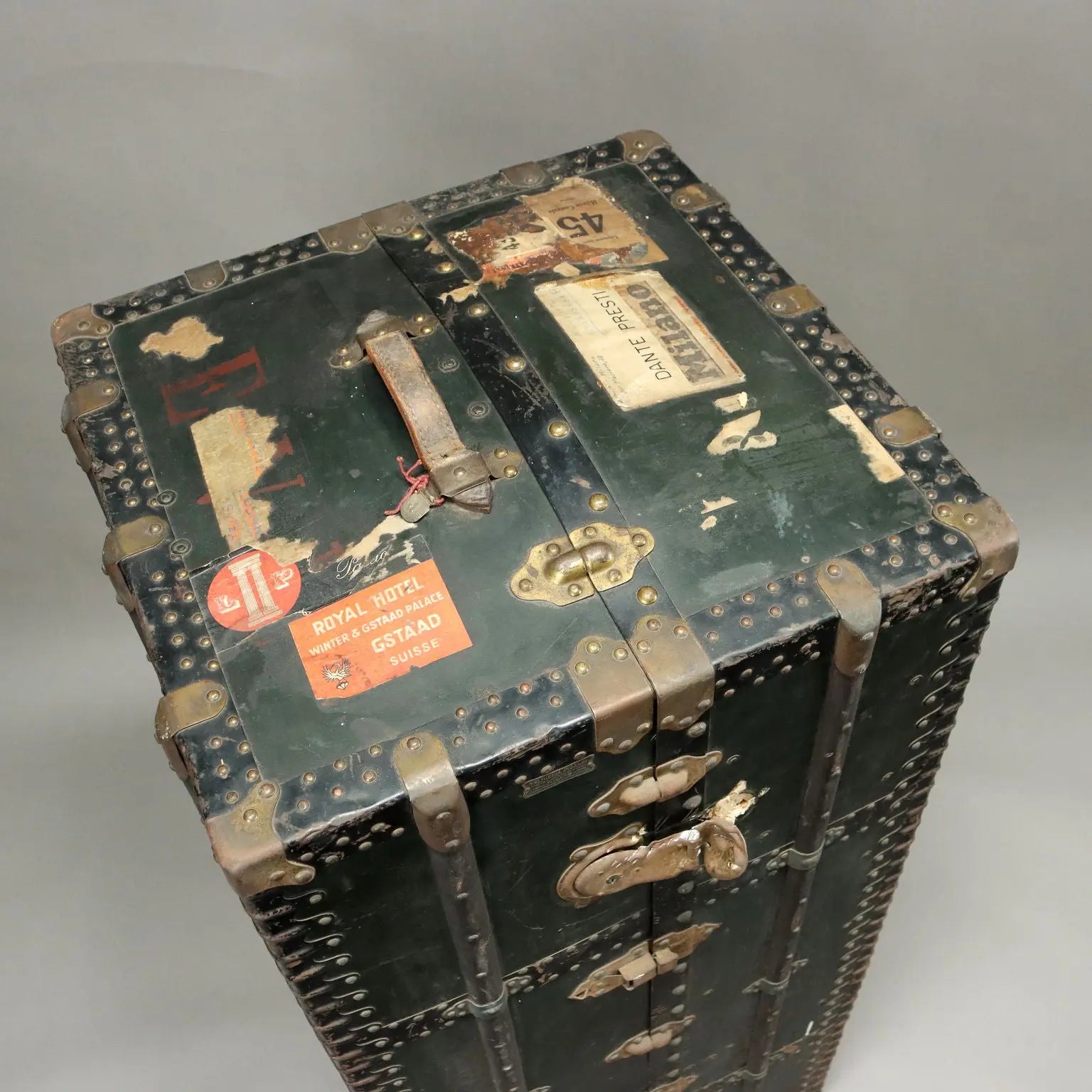 Vintage Travel Trunk Valigeria Inzaghi Leatherette Italy XX Century - Equipped Wardrobe | Clothing & House Linens | Vintage