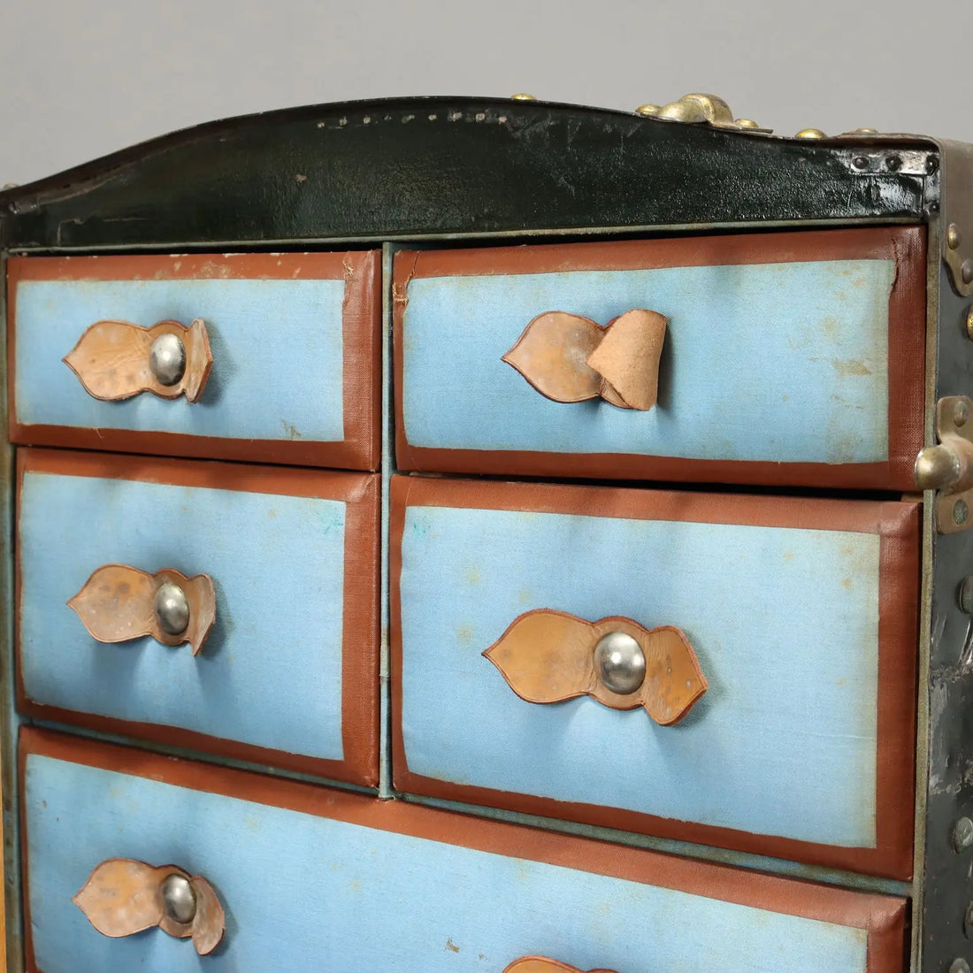 Vintage Travel Trunk Valigeria Inzaghi Leatherette Italy XX Century - Equipped Wardrobe | Clothing & House Linens | Vintage