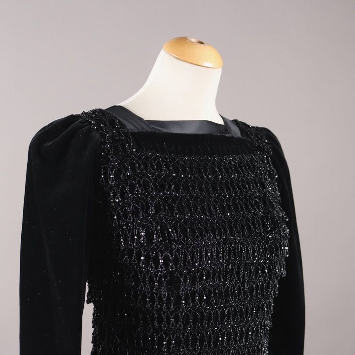  | Clothing & House Linens  Vintage