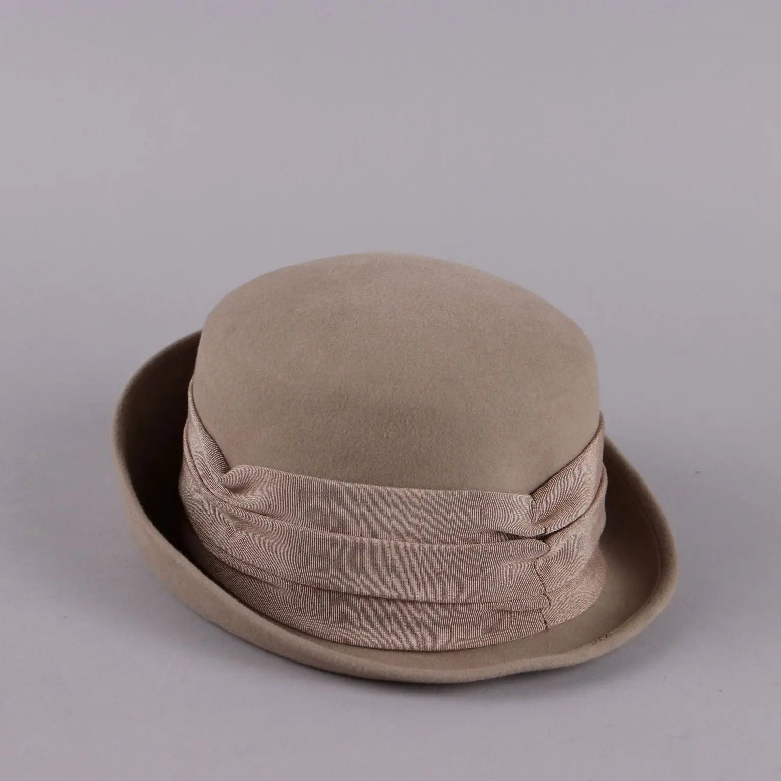 Gallia Peter Hat Vintage Sandy Coloured Felt Italy | Clothing & House Linens | Vintage