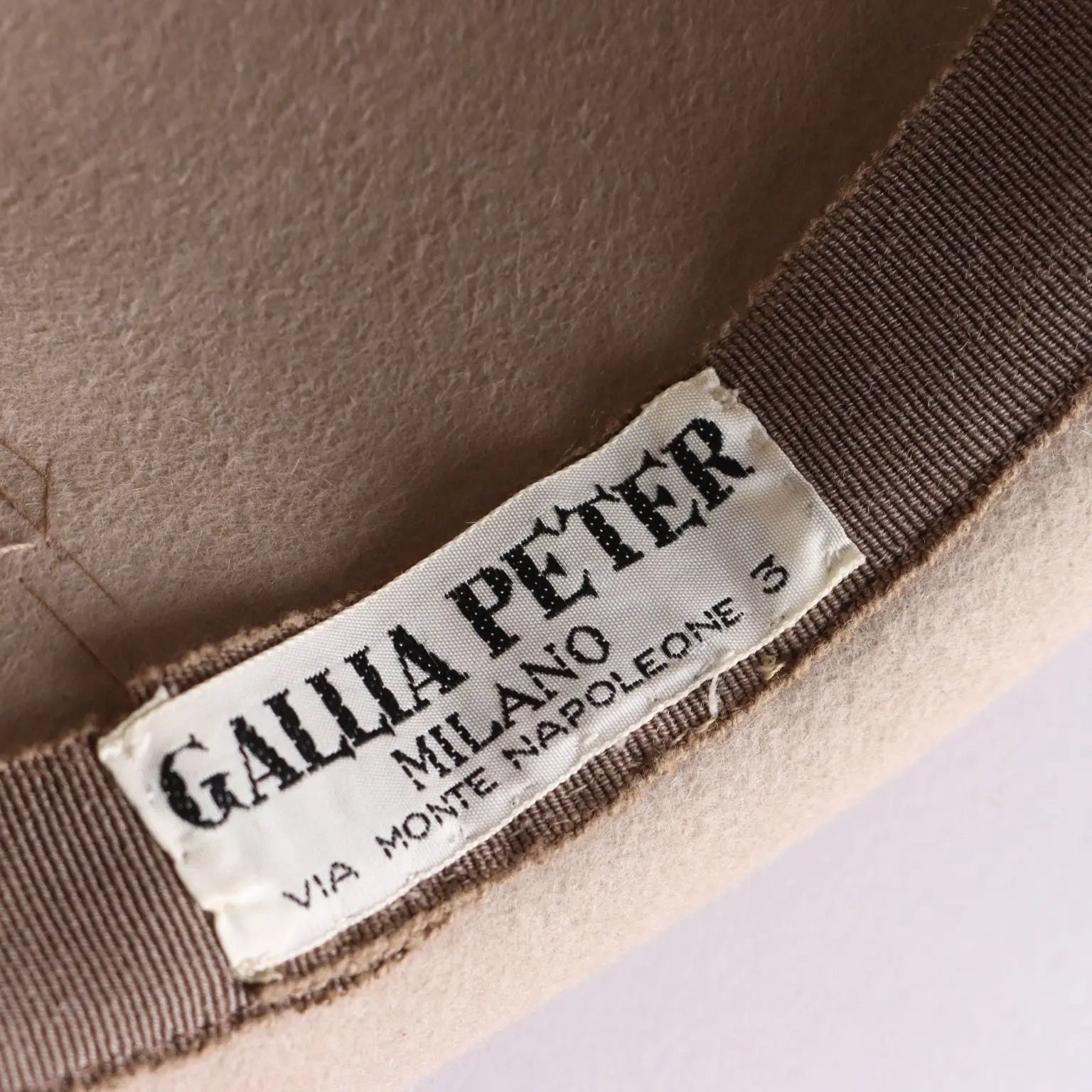 Gallia Peter Hat Vintage Sandy Coloured Felt Italy | Clothing & House Linens | Vintage
