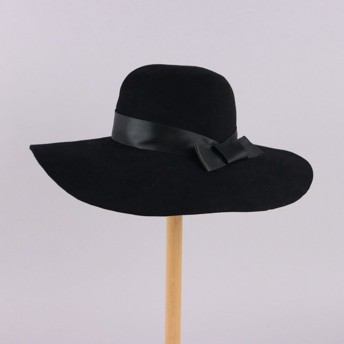  | Clothing & House Linens  Vintage