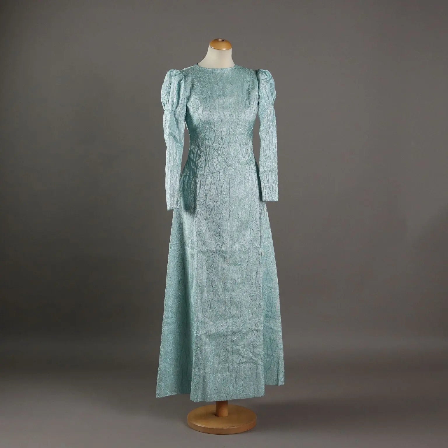Vintage Dress Green Lamé Fabric UK Size 10 Italy 1960s-1970s - UK Size 10 | Clothing & House Linens | Vintage