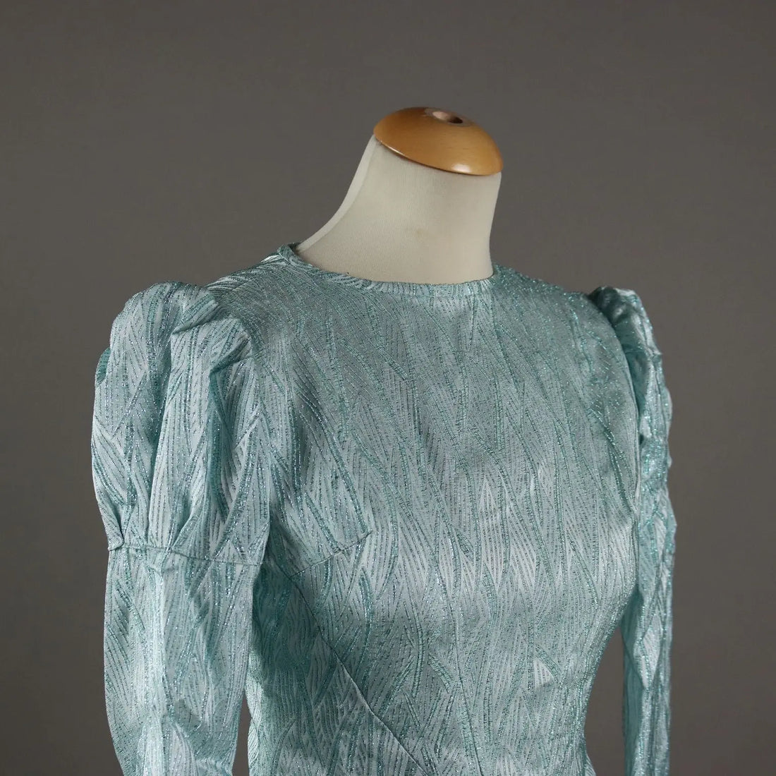 Vintage Dress Green Lamé Fabric UK Size 10 Italy 1960s-1970s - UK Size 10 | Clothing & House Linens | Vintage