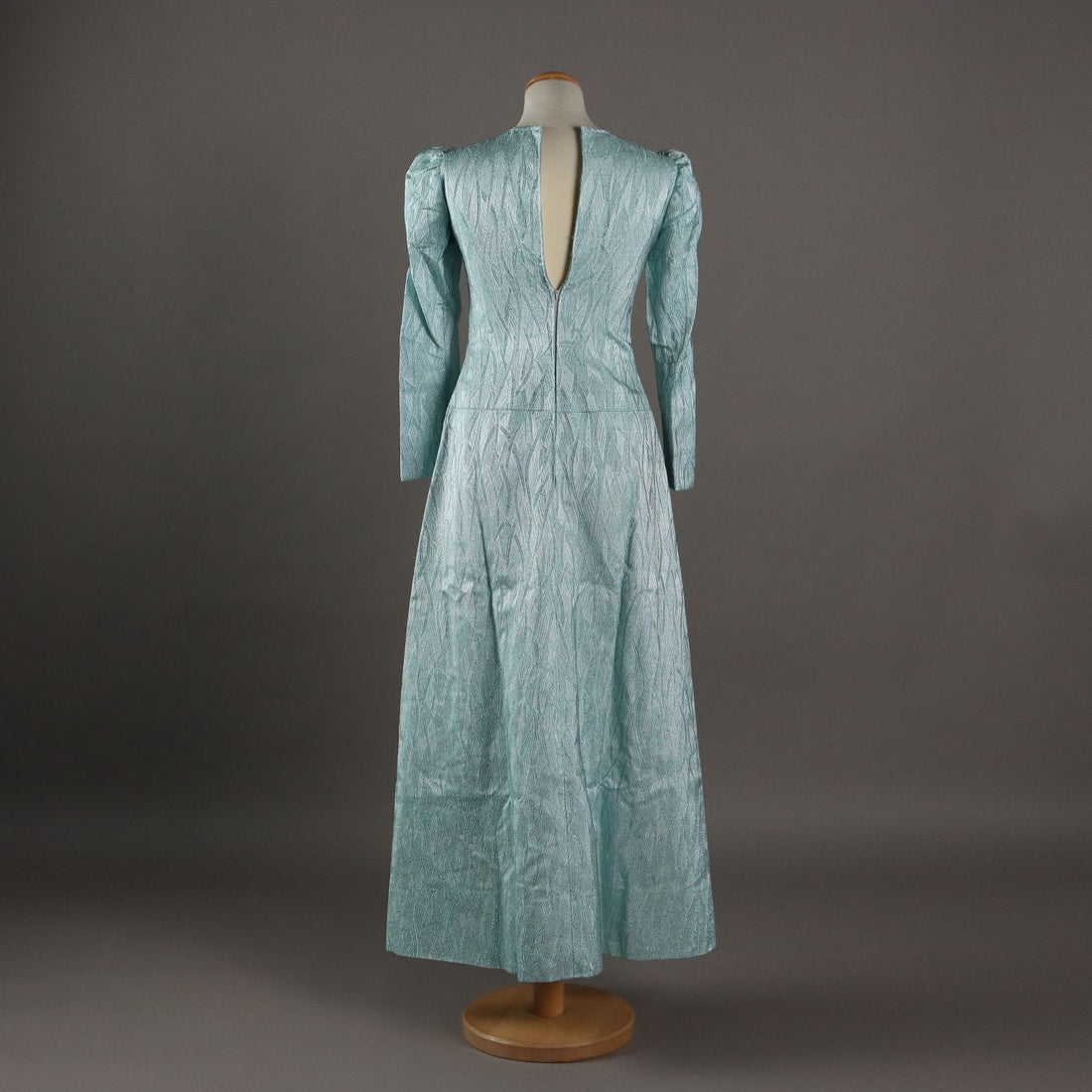  | Clothing & House Linens  Vintage