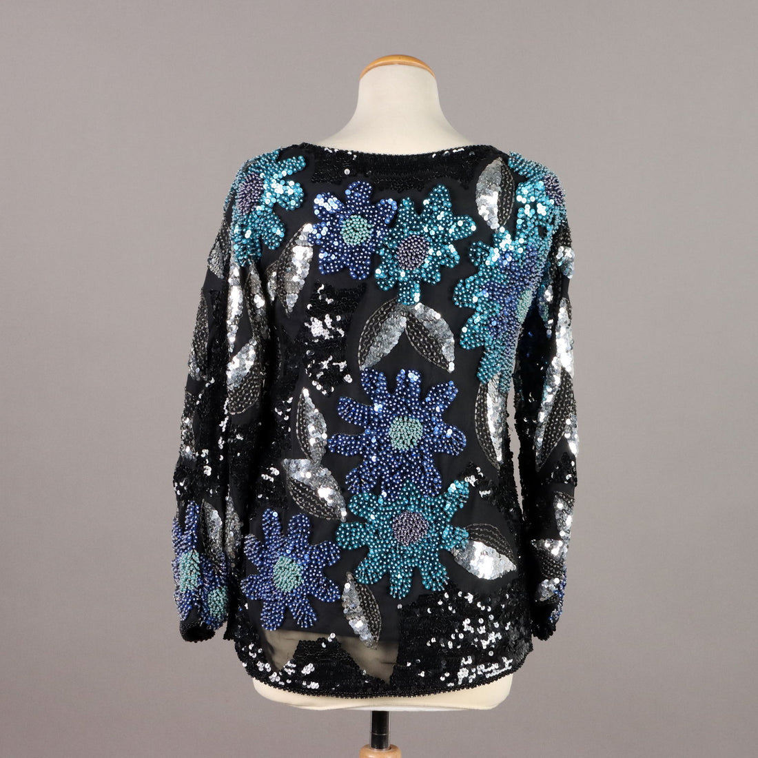  | Clothing & House Linens  Vintage