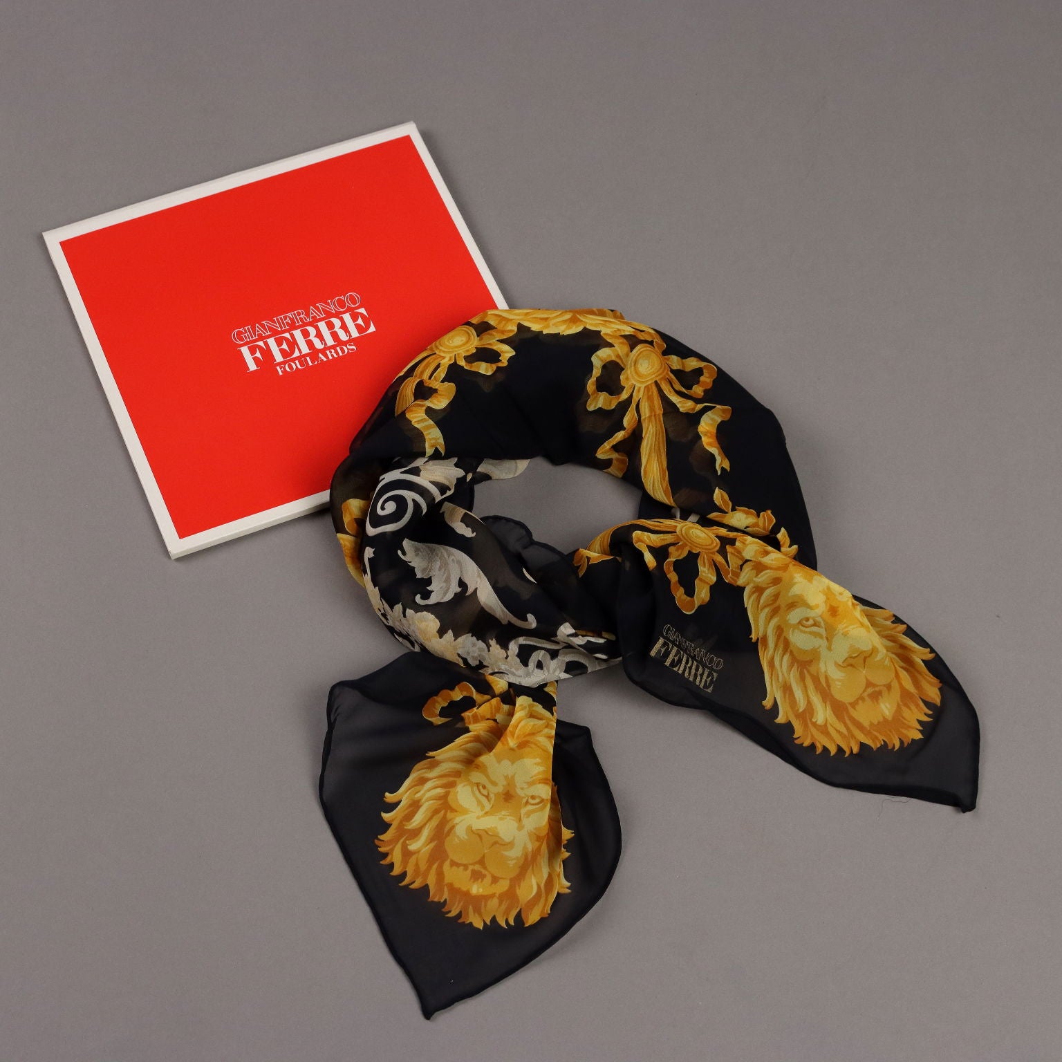  | Clothing & House Linens  Vintage