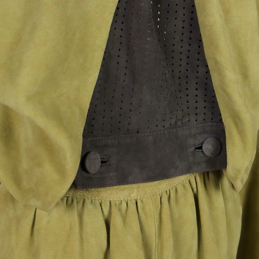 Vintage Suit Franca Mossini Suede UK Size 10 Italy 1980s-1990s - UK Size 10 | Clothing & House Linens | Vintage