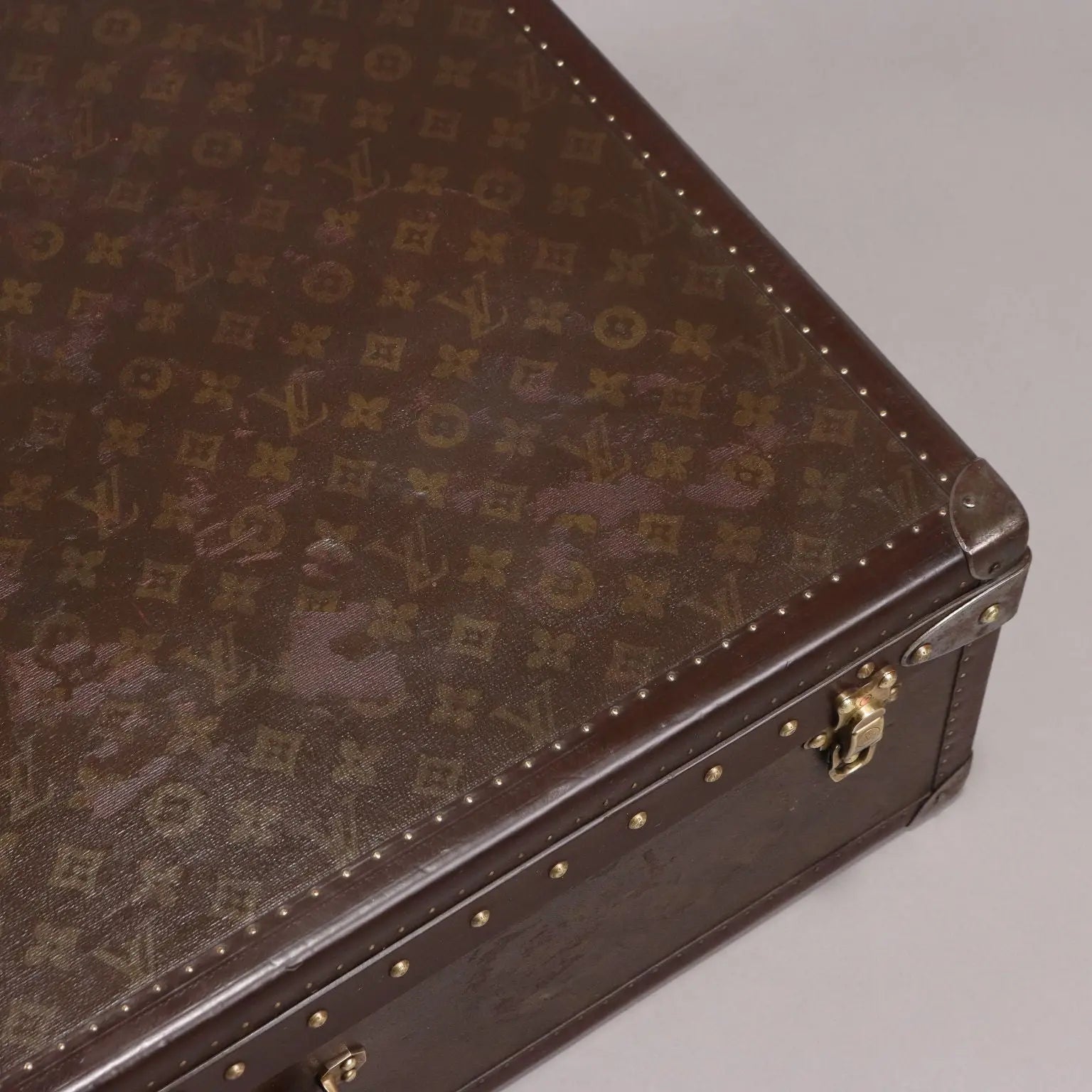 Louis Vuitton Alzer 80 Suitcase Monogram Canvas France | Clothing & House Linens | Vintage