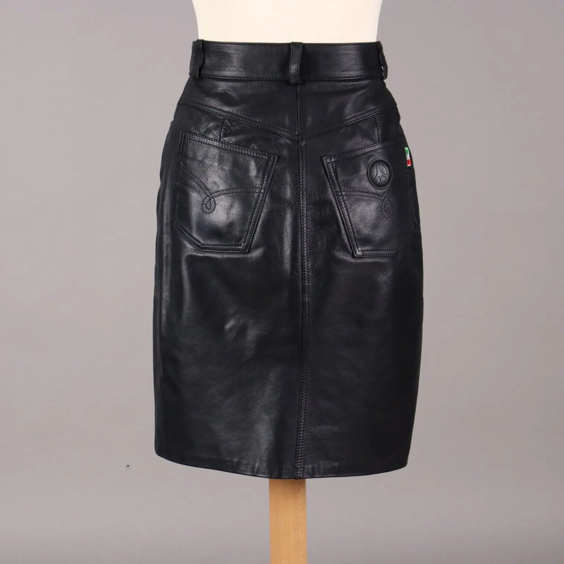 Moschino Vintage Skirt Leather UK Size 10 Italy 1980s-1990s - UK Size 10 | Clothing & House Linens | Vintage