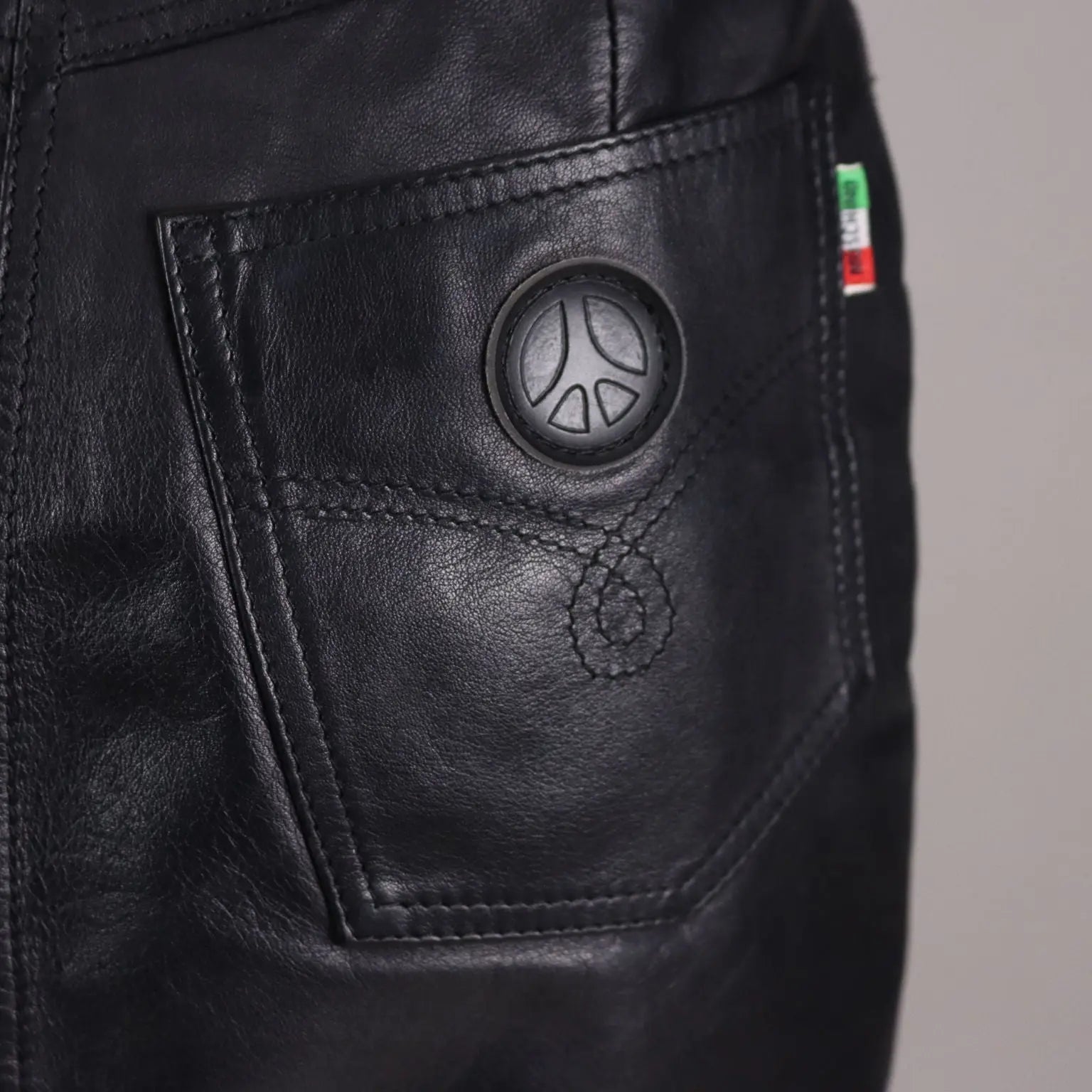 Moschino Vintage Skirt Leather UK Size 10 Italy 1980s-1990s - UK Size 10 | Clothing & House Linens | Vintage