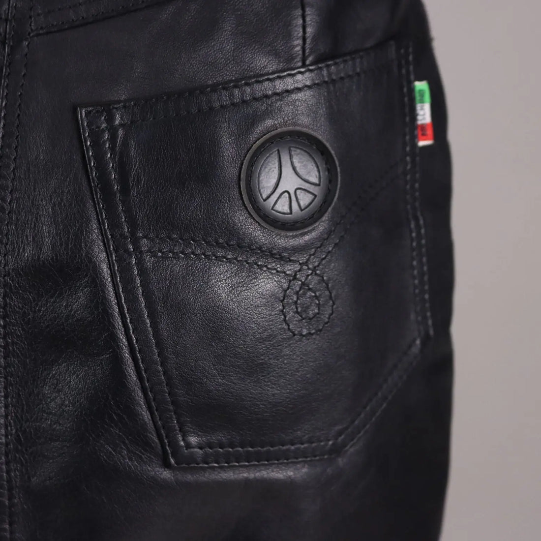 Moschino Vintage Skirt Leather UK Size 10 Italy 1980s-1990s - UK Size 10 | Clothing & House Linens | Vintage