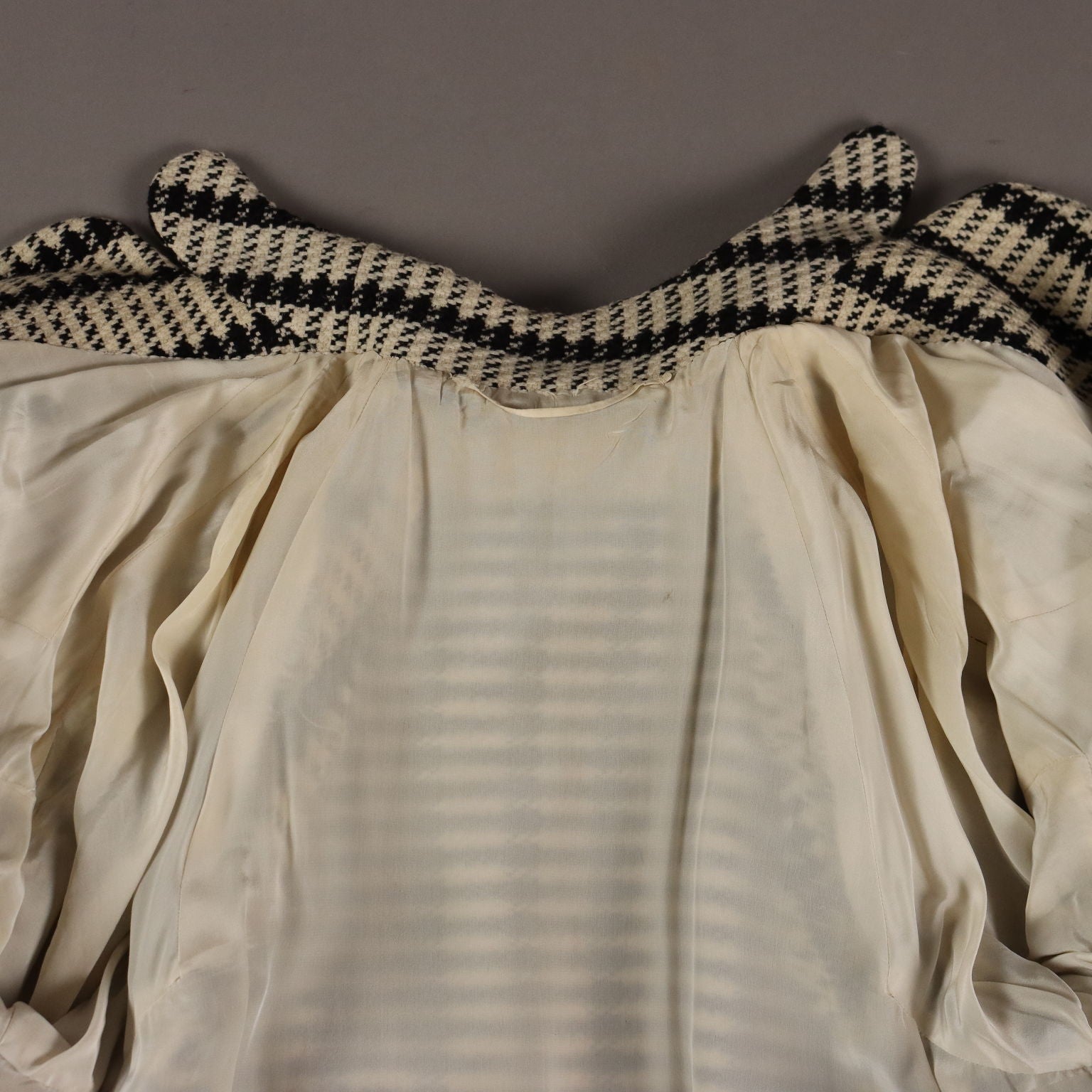  | Clothing & House Linens  Vintage