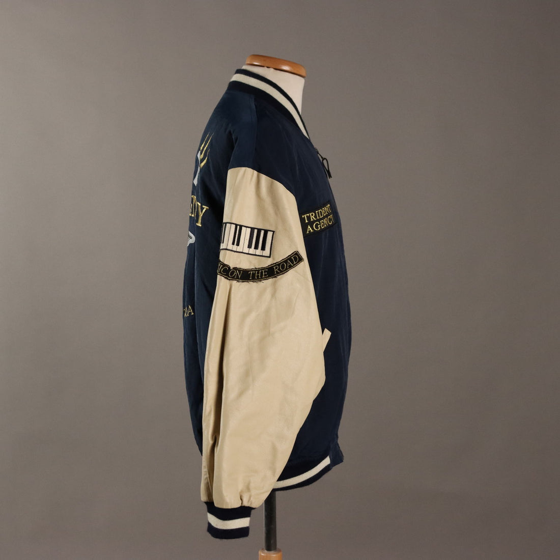  | Clothing & House Linens  Vintage