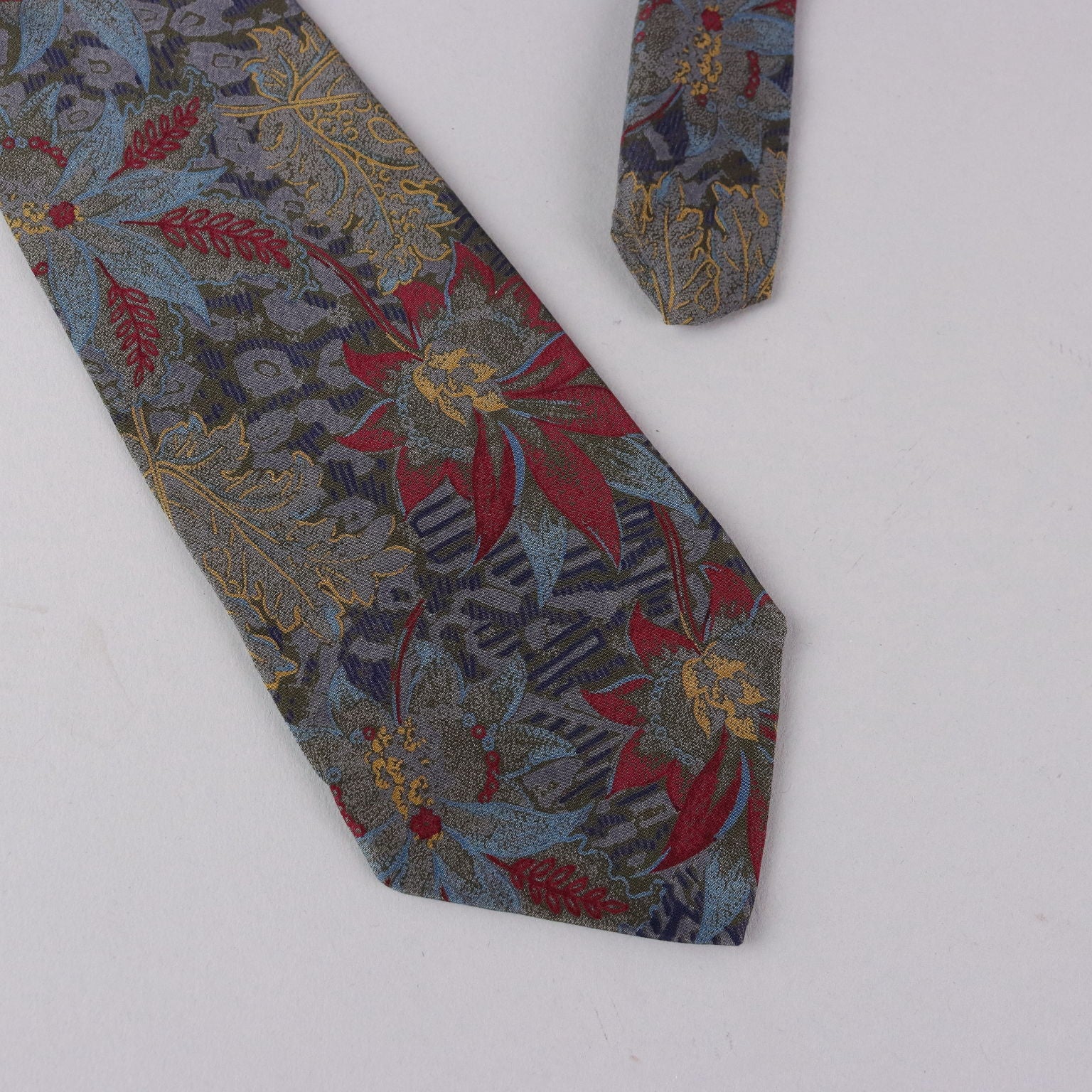  | Clothing & House Linens  Vintage