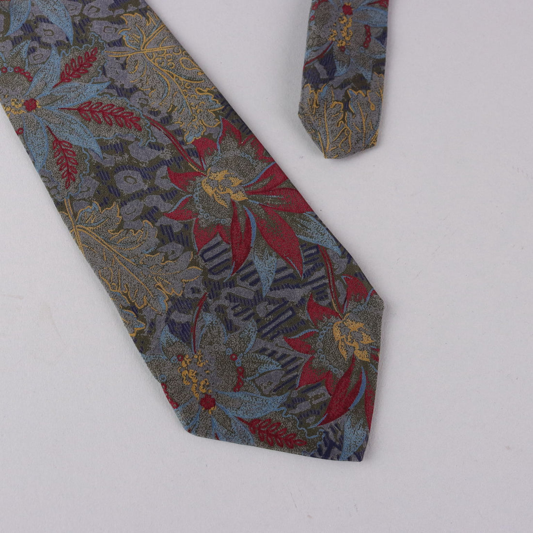  | Clothing & House Linens  Vintage