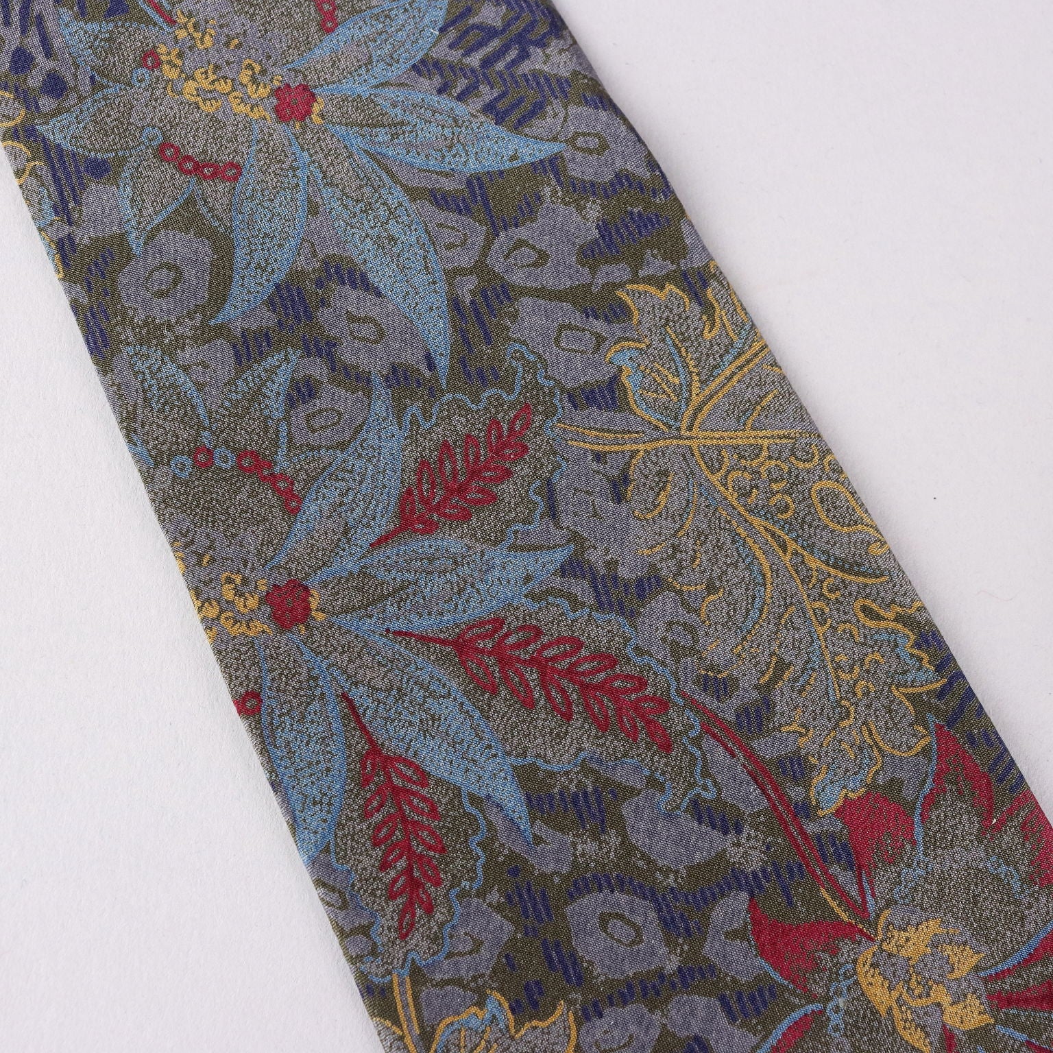  | Clothing & House Linens  Vintage