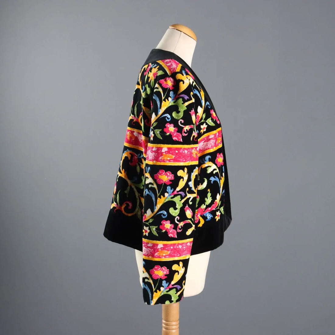 Gai Mattiolo Vintage Jacket Cotton with Flowers Unique Size 1980s | Clothing & House Linens | Vintage