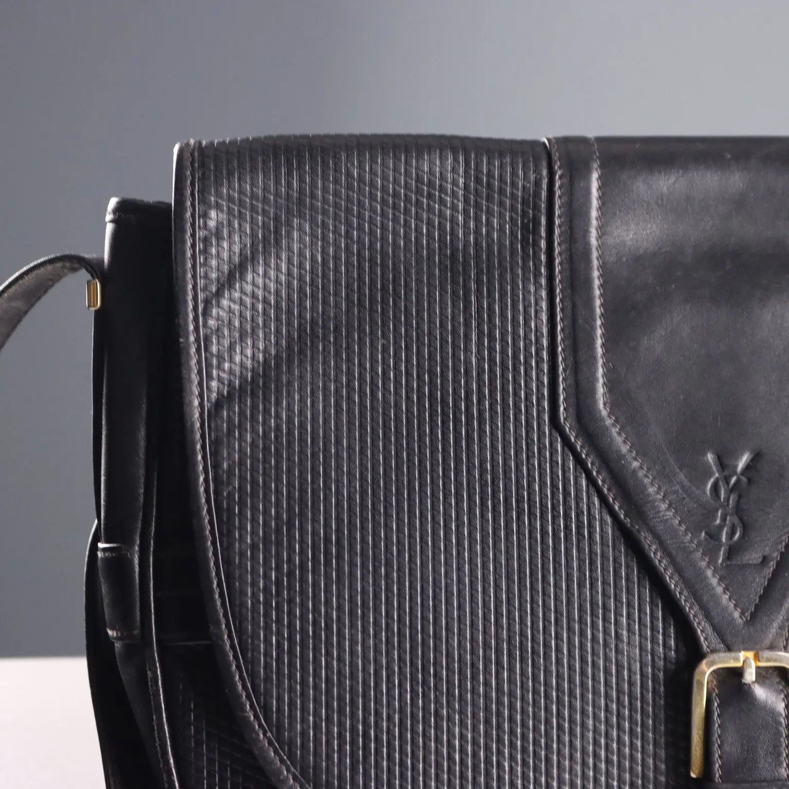 Vintage Bag Yves Saint Laurent Black Leather Italy 1970s-1980s | Clothing & House Linens | Vintage