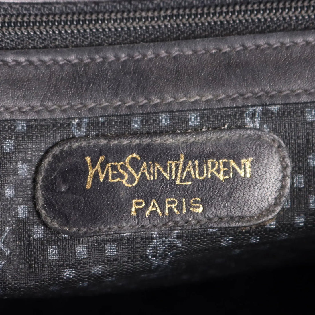 Vintage Bag Yves Saint Laurent Black Leather Italy 1970s-1980s | Clothing & House Linens | Vintage