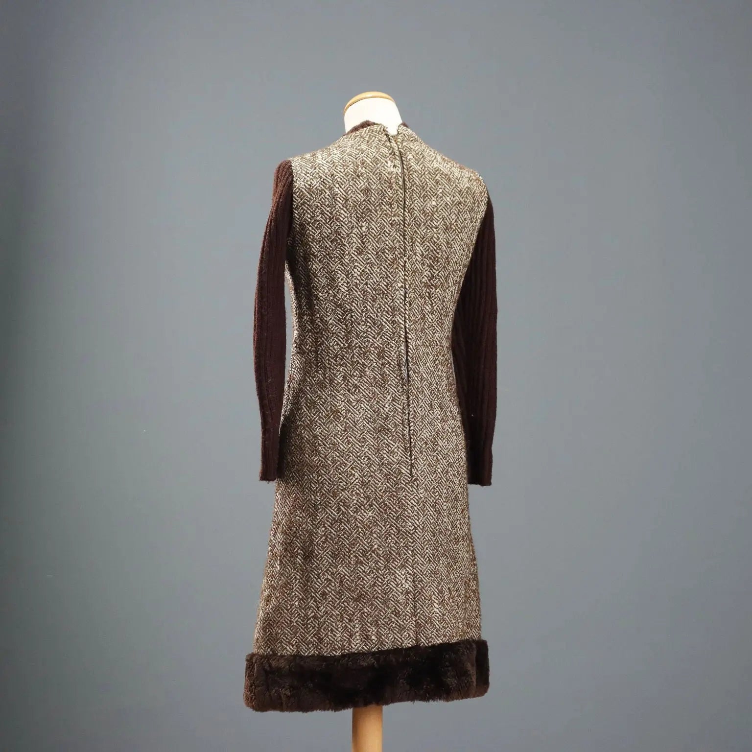 Vintage Curiel Suit Fabric Wool UK Size 10 Italy 1960s - UK Size 10 | Clothing & House Linens | Vintage