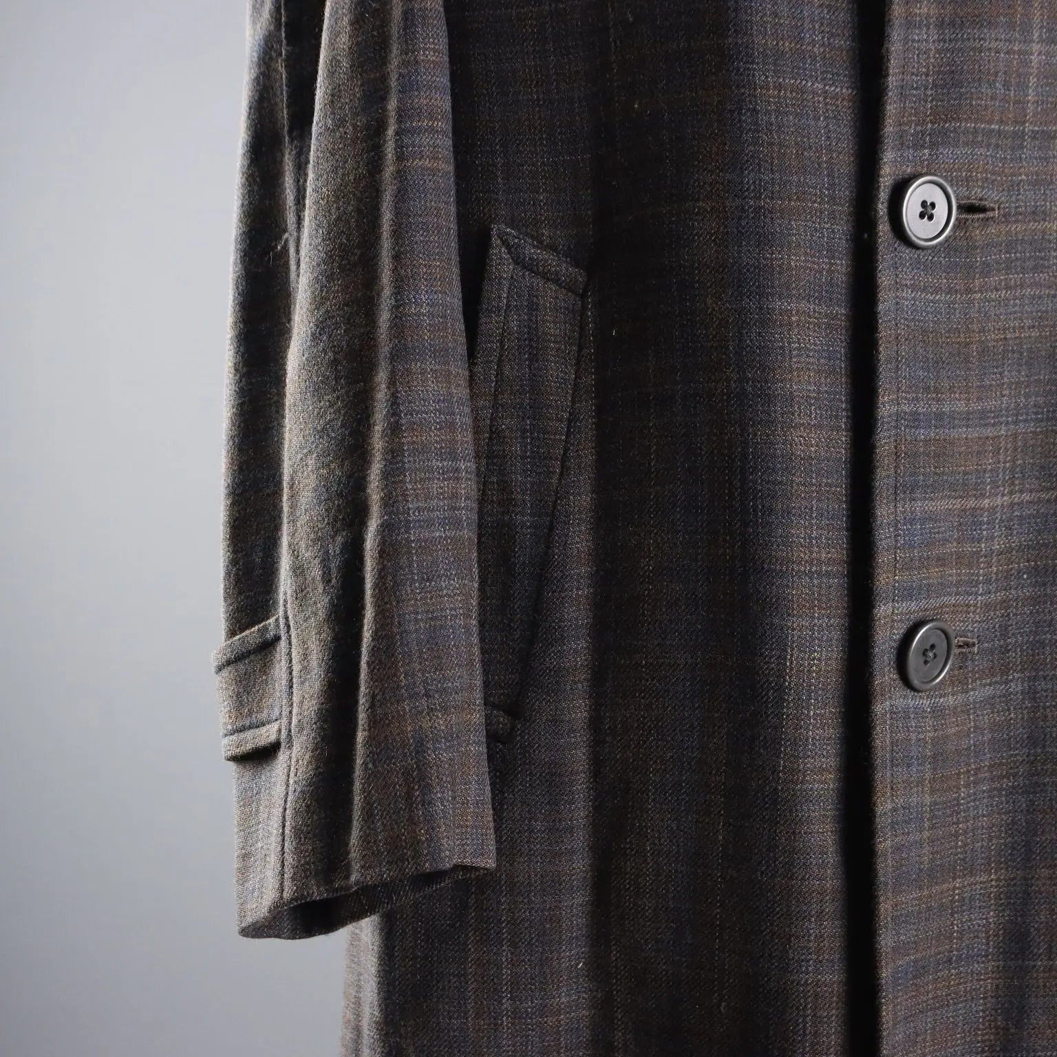 Aquascutum Men's Vintage Scottish Wool Coat Size 40 1980s - UK Size 40 | Clothing & House Linens | Vintage